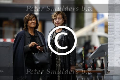 Amsterdam 21 november 2017 
Neelie Kroes en Sylvia Toth na een lunch in Amsterdam zuid.
