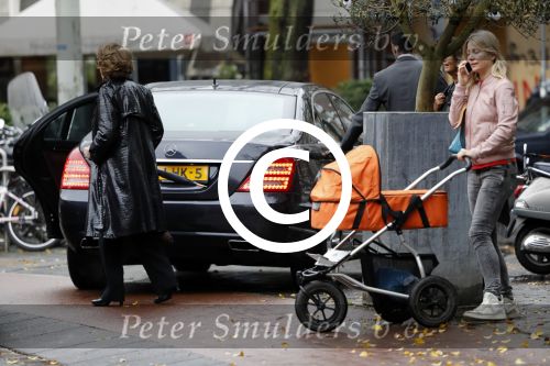 Amsterdam 21 november 2017 
Neelie Kroes en Sylvia Toth na een lunch in Amsterdam zuid.
