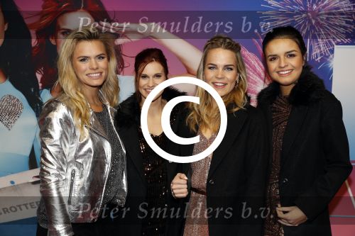 Amsterdam 10 december 2017
Premiere K3 in Tuschinski. Nicolette v dam