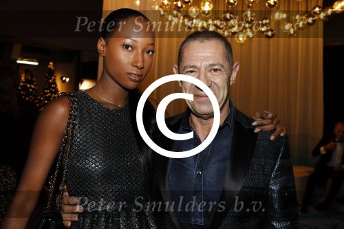 Amsterdam 7 december 2017
Luxury fair in de RAI. Roland Kahn met vriendin