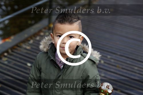 Kaatsheuvel 19 november 2017
Barbie ( Samantha de Jong) in de efteling met haar kinderen en viend Rolf Tangel met zoontje