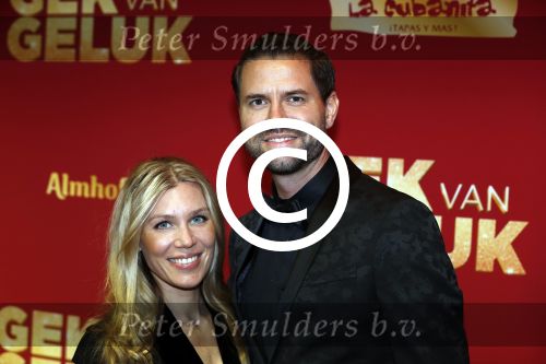 Amsterdam 27 november 2017
Premiere gek van geluk in Tuschinski. Simon Keizer met zijn vrouw Annemarie