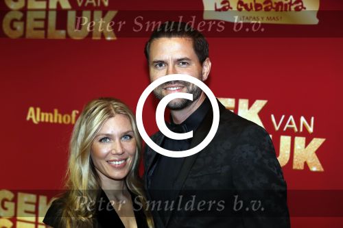 Amsterdam 27 november 2017
Premiere gek van geluk in Tuschinski. Simon Keizer met zijn vrouw Annemarie