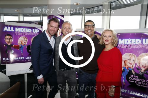 Amsterdam 12 december 2017
Presentatie All Mixed upthe challenge  tbv stichting Alzheimer
Aanwezig Gordon Jurgen Raymann Tineke Schouten Sipke Jan Bousema en Bergit Lewis