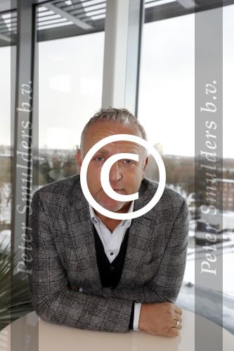 Amsterdam 12 december 2017
Presentatie All Mixed upthe challenge  tbv stichting Alzheimer
Aanwezig Gordon Jurgen Raymann Tineke Schouten Sipke Jan Bousema en Bergit Lewis