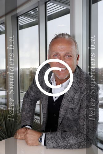 Amsterdam 12 december 2017
Presentatie All Mixed upthe challenge  tbv stichting Alzheimer
Aanwezig Gordon Jurgen Raymann Tineke Schouten Sipke Jan Bousema en Bergit Lewis
