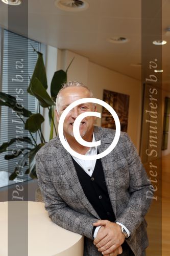 Amsterdam 12 december 2017
Presentatie All Mixed upthe challenge  tbv stichting Alzheimer
Aanwezig Gordon Jurgen Raymann Tineke Schouten Sipke Jan Bousema en Bergit Lewis