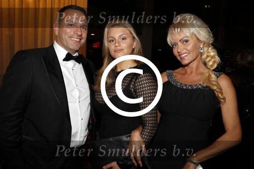 Amsterdam 7 december 2017
Luxury fair in de RAI. Sophia de Boer en Erik Kwant en dochter