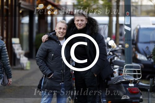 Amsterdam 22 november 2017 
Thomas Berge op straat in Amsterdam zuid met Billy Dans