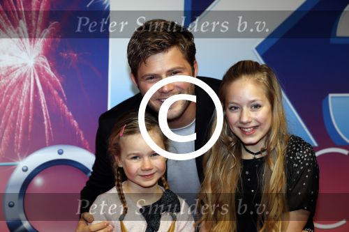 Amsterdam 10 december 2017
Premiere K3 in Tuschinski. Tim Douwsma met nichtjes