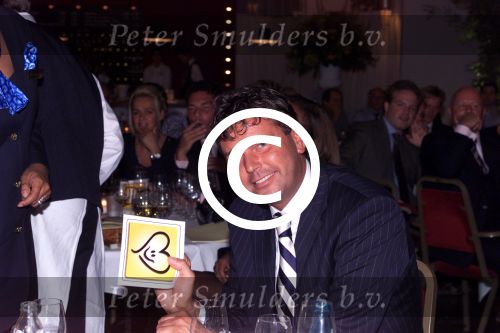 Eindhoven 9 september 2001

Gala van de Vrienden van de thuiszorg Eindhoven in de stadsschouwburg van Eindhoven.
Johan Westermeijer kocht de viool van Jaap van Zweden


Peter Smulders bv