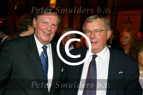 Breda 16 december 2002

Princess kerstborrel  2002
Tom Westermeijer en Thomas Lepeltak


Peter Smulders bv