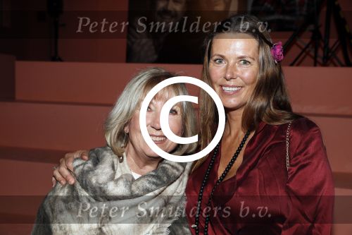 Amsterdam 14 november 2017
Presentatie Linda Man met Linda de Mol en Johnny de Mol in de bijlmerbajes.
Willeke Alberti Danielle van t Schip en Anouk