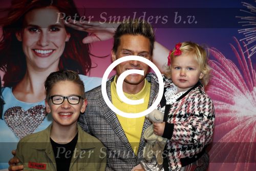 Amsterdam 10 december 2017
Premiere K3 in Tuschinski. Winston Post et kinderen