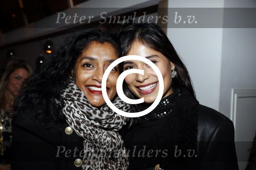 Amsterdam 28 november 2017
Presentatie Amsterdam XXXL in Momo\'s. Het magazine wordt uitgegeven door Mark Teurlings. Yasmin Verheijen met moeder