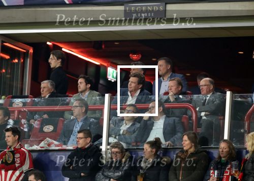 Eindhoven, 28 November 2018
Voorronde CL PSV-FC Barcelona, eindstand 1-2
Met in de VIP box Sjaak Swart Ronald Koeman John de Mol Jr. en Willy v d Kerkhof
