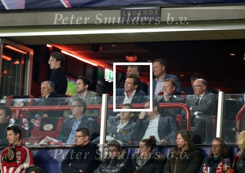 Eindhoven, 28 November 2018
Voorronde CL PSV-FC Barcelona, eindstand 1-2
Met in de VIP box Sjaak Swart Ronald Koeman John de Mol Jr. en Willy v d Kerkhof