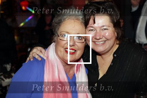Hilversum 3 december 2018
Tineke de Nooij krijgt ouvre award bij beeld en geluid. Astrid Nijgh en partner Louise Schmidt