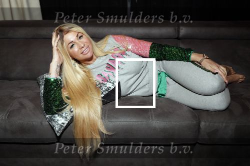 Scheveningen 30 november 2018
Exclusief intervieuw met Barbie (samantha de Jong) nadat ze terug gekomen is uit de afkickkliniek in Schotland. Karin Riethoven intervieuwt haar voor Story.