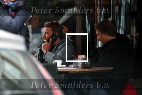 Amsterdam 22 november 2018
Bart Willemsen ( vriend Sylvie meis) op terras en straat in Amsterdam zuid.