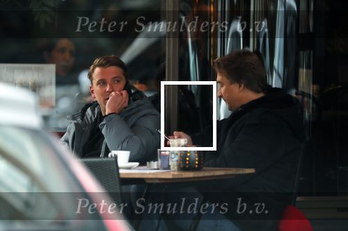 Amsterdam 22 november 2018
Bart Willemsen ( vriend Sylvie meis) op terras en straat in Amsterdam zuid.