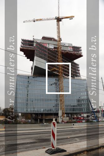 Amsterdam 27 november 2018
Bas v Veggel is het grootste hotel van europa aan het bouwen naast de Rai.