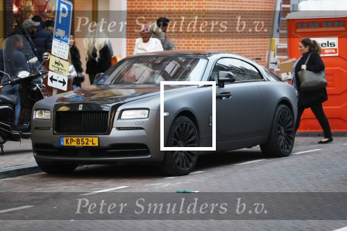 Amsterdam 23 november 2018
Rapper Boef en Frenna op de pc hooftstraat. Boef loopt met krukken en kwam met zijn Rolls Royce.