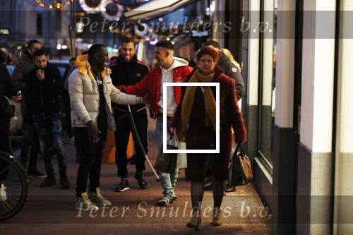 Amsterdam 23 november 2018
Rapper Boef en Frenna op de pc hooftstraat. Boef loopt met krukken en kwam met zijn Rolls Royce.