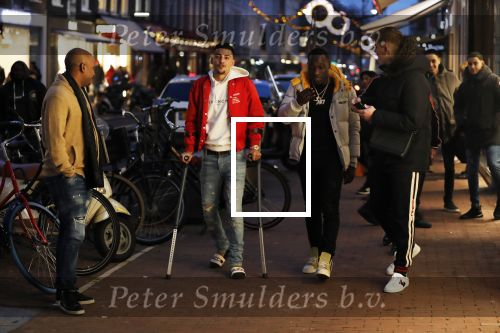 Amsterdam 23 november 2018
Rapper Boef en Frenna op de pc hooftstraat. Boef loopt met krukken en kwam met zijn Rolls Royce.