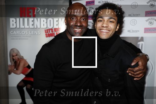 Amsterdam 11 december 2018
Boekpresentatie van Carlos Lens  ( Het billenboek) bij George. carlos met zijn zoon.