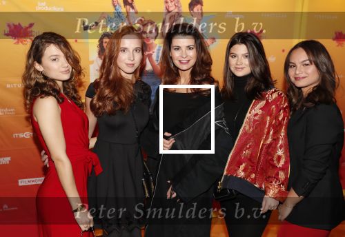 Amsterdam 22 november 2018
Premiere first kiss in het Amsterdam theater. caroline de Bruijn met kinderen