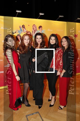 Amsterdam 22 november 2018
Premiere first kiss in het Amsterdam theater. caroline de Bruijn met kinderen