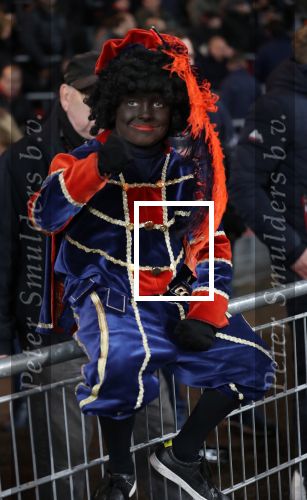 Eindhoven,24 November 2019
Kompetitie Seizoen 2018-2019 PSV-SC Heerenveen, eindstand 3-0
Christiano Bovers als zwarte Piet