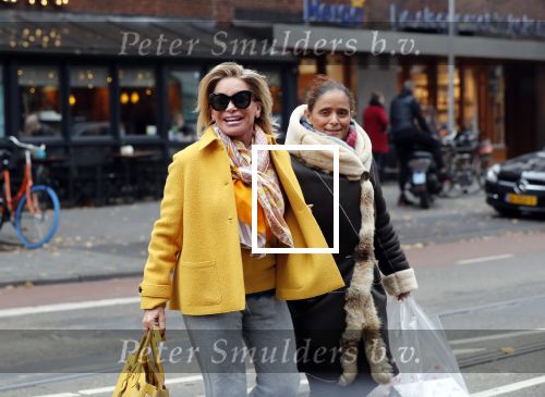 Amsterdam, 16 November 2018 Ans Markus op de PC HooftstraatConnie Witteman met Constanza Breukhoven op de PC Hoofstraat