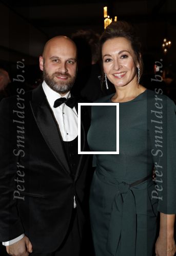 Amsterdam 6 december 2018
Openingsavond VIP van de luxery fair in de RAI. Cynthia Abma met een kennis