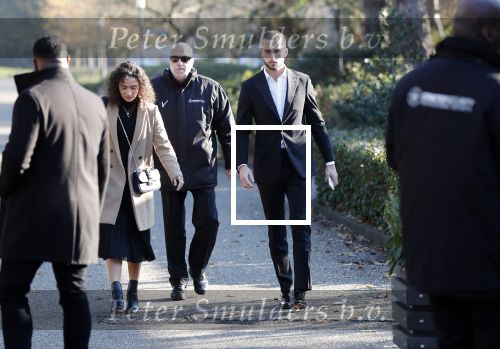Amstertdam 17 november 2018
Crematie oma van Donny en dave Roelvink op werstgaarde. Donny met zijn vriendin