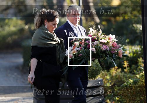 Amstertdam 17 november 2018
Crematie oma van Donny en dave Roelvink op werstgaarde. Dries en Honoria Roelvink