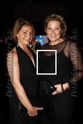 Amsterdam 6 december 2018
Openingsavond VIP van de luxery fair in de RAI. Elian v d Waals met een vriendin