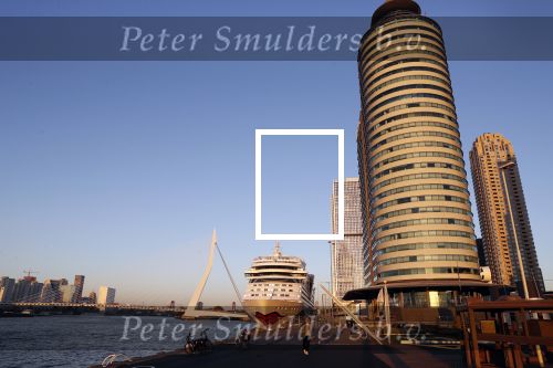Rotterdam 15 november 2018
Memphis Depay heeft de penthouse in appartementen complex Montevideo in Rotterdam. Het ligt naast Hotel New York en de Erasmusbrug.