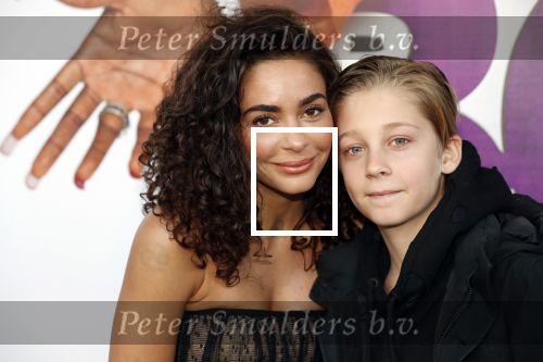 Rotterdam 9 december 2018
Premiere Bon Bini Holland 2 in pathe Rotterdam. Fajah Lourens met zoontje