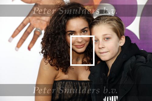 Rotterdam 9 december 2018
Premiere Bon Bini Holland 2 in pathe Rotterdam. Fajah Lourens met zoontje
