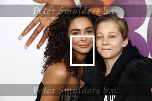 Rotterdam 9 december 2018
Premiere Bon Bini Holland 2 in pathe Rotterdam. Fajah Lourens met zoontje