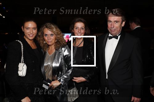 Amsterdam 6 december 2018
Openingsavond VIP van de luxery fair in de RAI. Felice Fleur met vriend en moeder Simcha en vader Jan