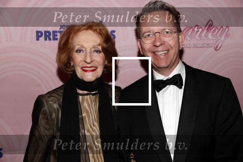 Rotterdam 9 december 2018
Premiere Charley in het oude Luxor theater. Gerrie v d Klei met een kennis