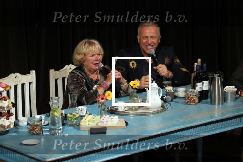 Hilversum 3 december 2018
Tineke de Nooij krijgt ouvre award bij beeld en geluid. Gordon