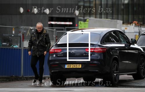 Amsterdam 8 december 2018
Gordon met zijn nieuwe vriend Ryk du Preez . Ryk komt uit zuid Afrika.
