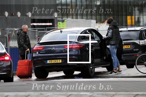 Amsterdam 8 december 2018
Gordon met zijn nieuwe vriend Ryk du Preez . Ryk komt uit zuid Afrika.