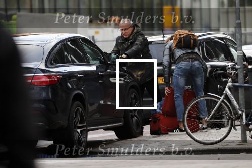 Amsterdam 8 december 2018
Gordon met zijn nieuwe vriend Ryk du Preez . Ryk komt uit zuid Afrika.