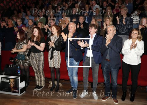 Hilversum 3 december 2018
Tineke de Nooij krijgt ouvre award bij beeld en geluid. Gordon Erik de Zwart Lex harding en partner