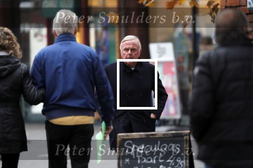 Amsterdam, 16 November 2018 
Harry Mens wandelend op de PC Hooftstraat
